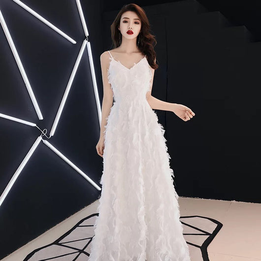 Vestido de Noche Blanco con Tirantes para Fiesta de Cumpleaños - Image 4