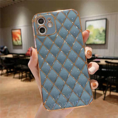 Funda para Celular Piel de Cordero Electrochapada con Diseño Diamante - Image 4