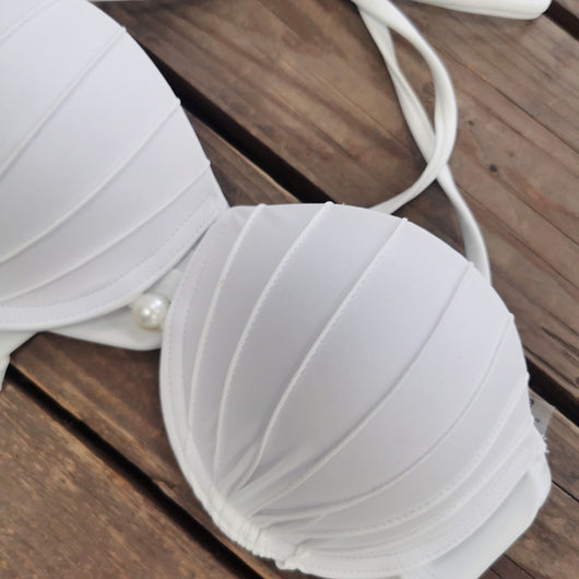 Traje de Baño Tres Piezas con Falda y Top Escotado Liso - Image 9