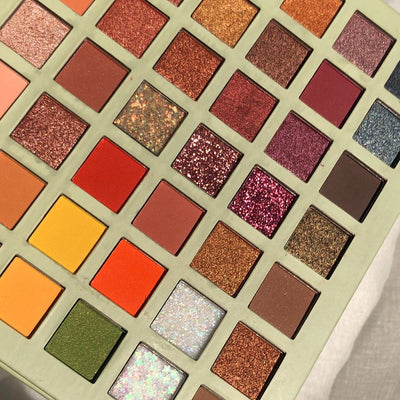 Paleta de Sombras de Ojos en Tonos Oro Rosado - Image 9