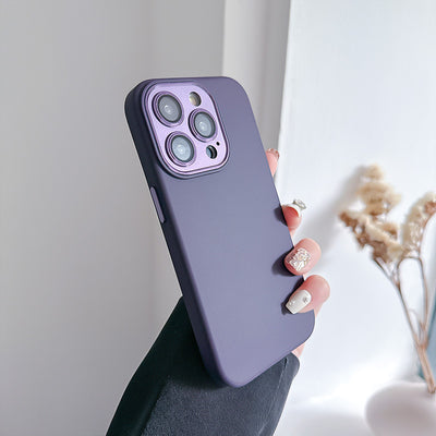 Funda Protectora de Silicona Líquida con Protector de Lente para iPhone 14 e iPhone 15 - Image 7