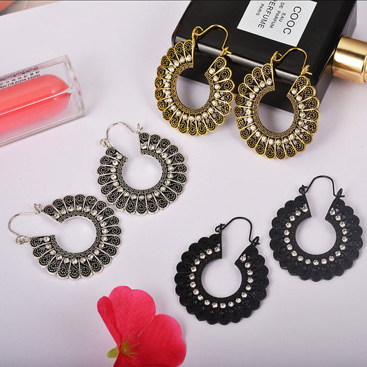 Aretes Calados Retro con Patrón Hueco Elegante - Image 7