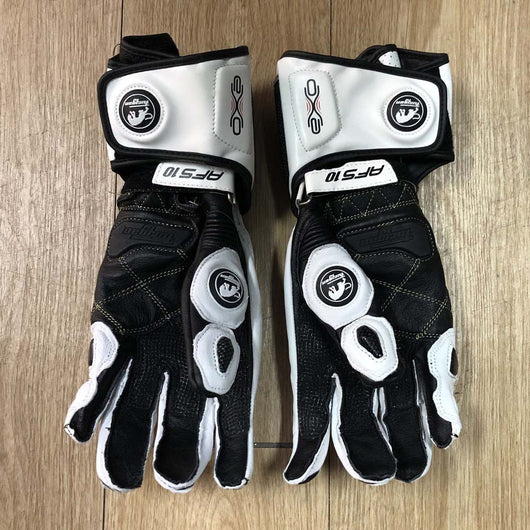 Guantes de Motociclismo Racing en Fibra de Carbono con Protección Antiimpacto - Image 12