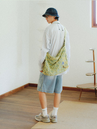 Bolso Bandolera Denim Destruido con Detalles de Diamante - Image 7