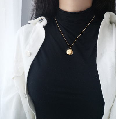 Collar de Plata Esterlina Sol y Luna - Image 7