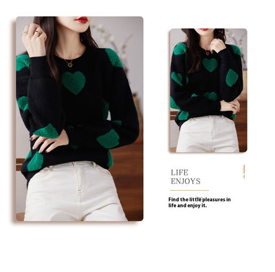 Suéter de Cuello Redondo en Lana Pura para Mujer - Diseño Love - Image 19