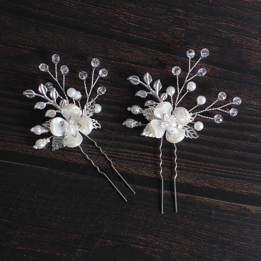 Tocado Nupcial Coreano con Perlas, Flores y Hojas - Image 9