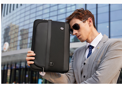 Mochila Impermeable para Laptop - Viajes y Negocios - Image 17