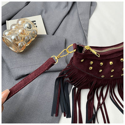 Bolsa Mensajera Retro Casual con Flecos y Remaches de Gran Capacidad - Image 31