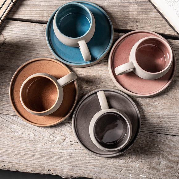 Juego de Tazas de Cerámica con Diseño Creativo