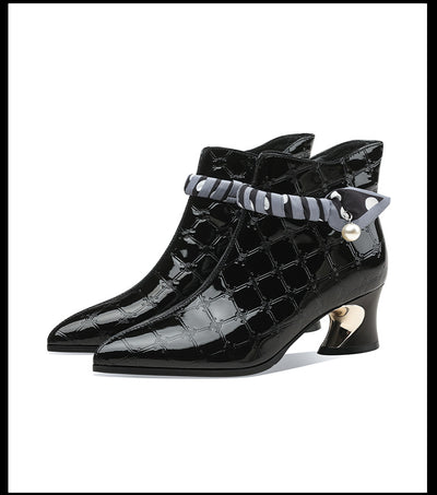 Botas de Cuero Charol con Tacón Robusto y Punta Afilada - Image 12