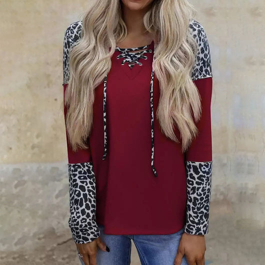Blusa Suelta de Leopardo con Mangas Largas y Costuras Combinadas - Image 3