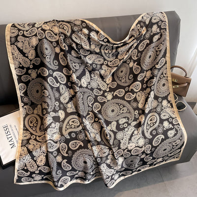 Pañuelo de Seda Estampado Exótico Multiusos - Image 13