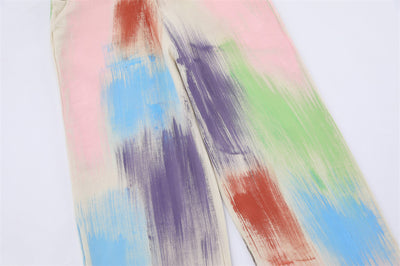 Pantalón Denim con Tirantes y Diseño Graffiti para Hombre - Image 15