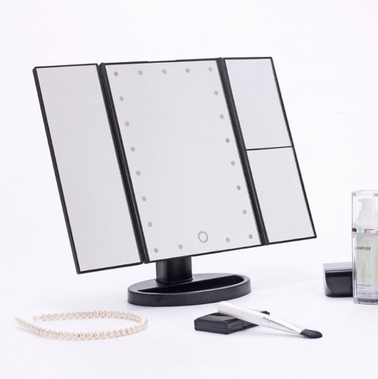 Espejo de Maquillaje Plegable Tri-Lateral con Luz LED Integrada - Image 10