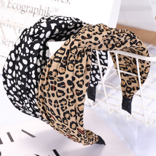 Diadema Cruzada Estampado Leopardo Blanco y Negro - Image 6