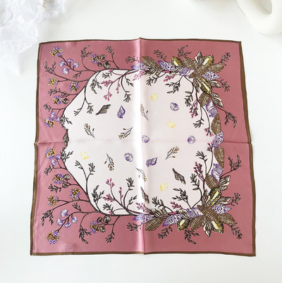 Pañuelo de Seda Floral para Mujer - Diseño Elegante y Versátil - Image 5