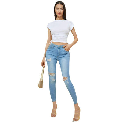 Blusa Blanca Clásica con Abertura Lateral y Manga Corta - Image 5