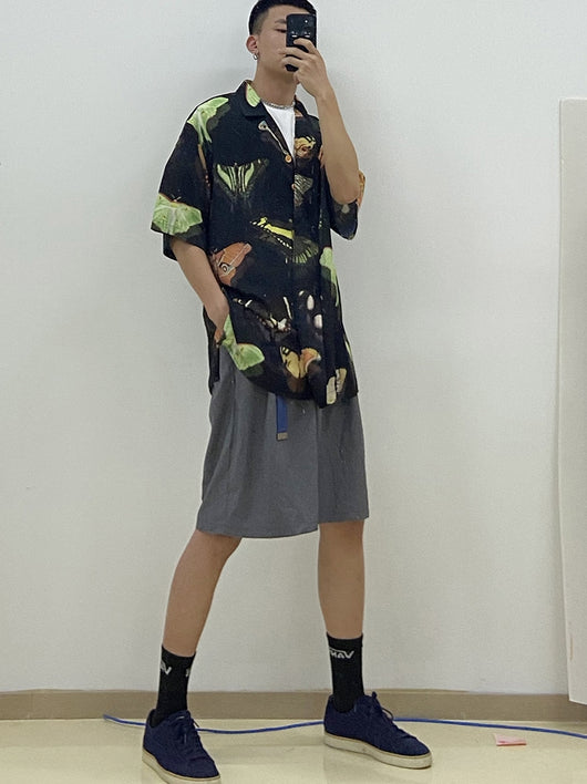 Camisa Hawaiana Negra Estampada de Manga Corta - Image 4