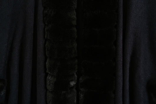 Abrigo de Punto Oversized con Cuello de Conejo Artificial - Image 10