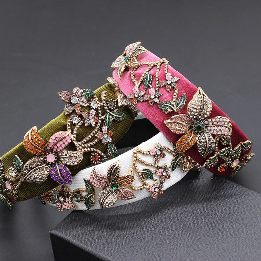Diadema Floral Barroca con Diamantes de Colores