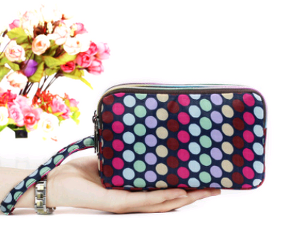 Billetera Táctil para Mujer con Tres Compartimentos y Bolsillo para Celular - Image 15