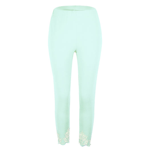 Pantalones Capri Ajustados con Estampado Reductor - Image 27