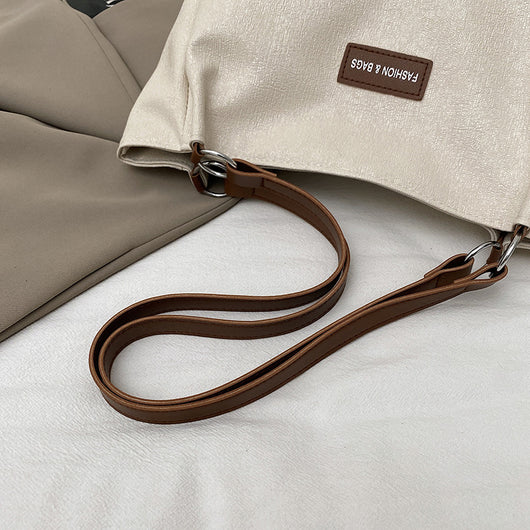 Bolsa Tote Commuter de Gran Capacidad con Compartimento Lateral - Image 3