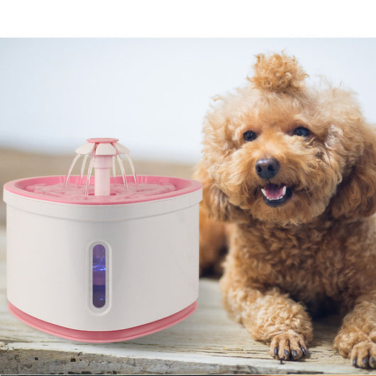Fuente Automática para Mascotas con LED y Carga USB - Image 4