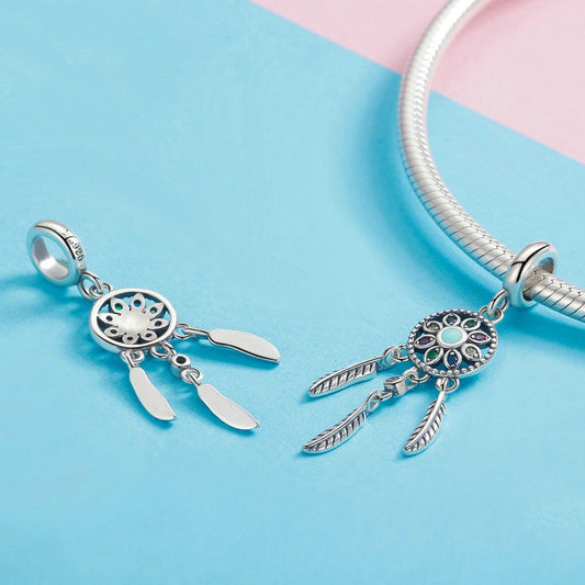 Pulsera de Plata con Atrapasueños y Cuentas Decorativas