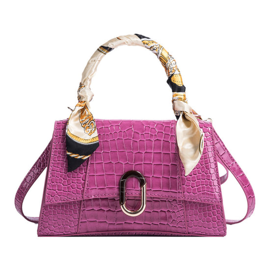 Bolso Bandolera de Cuero Brillante con Pañuelo de Seda para Mujer - Image 15