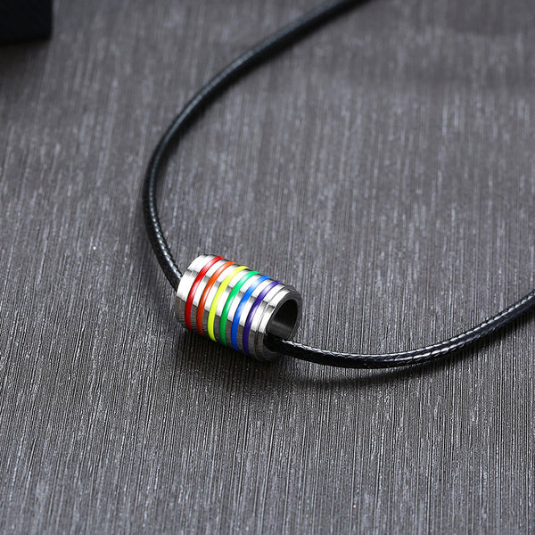 Collar Colgante Arcoíris en Acero Titanio