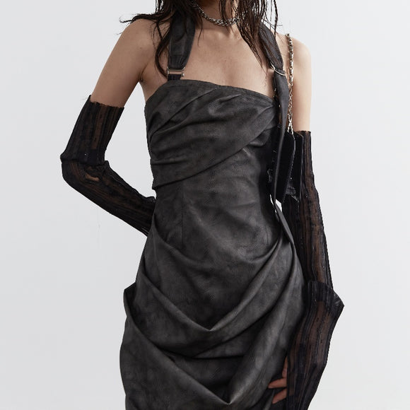 Vestido Halter Minimalista en Cuero PU Teñido Ahumado