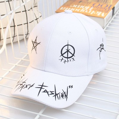 Gorra Snapback Patchwork Graffiti Blanco y Negro - Estilo Hip Hop Urbano Unisex - Image 7