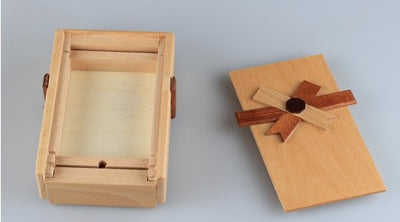 Caja de Regalo Mecanizada en Madera de Haya - Image 5