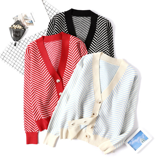 Cardigan Tejido con Rayas Contrastantes y Detalles de Costura