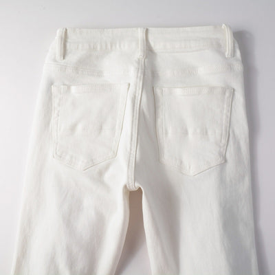 Jeans Rotos Blancos con Detalle de Flor de Marañón - Image 13
