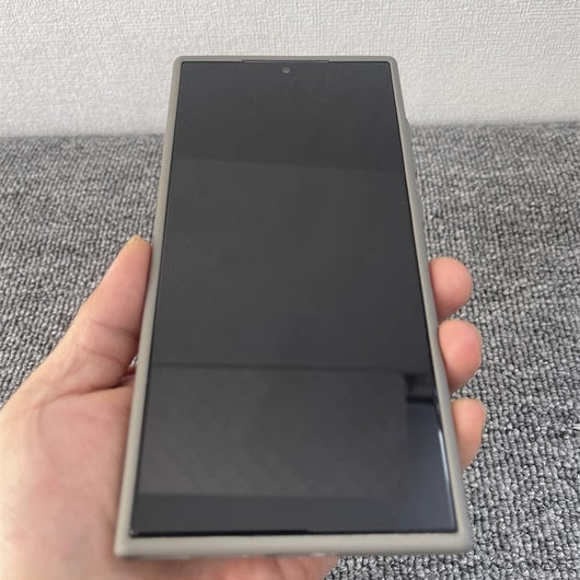 Funda Magnética Absorbente de Impactos con Acabado Mate - Image 4