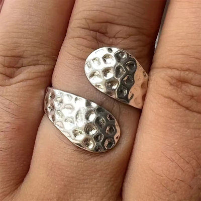 Anillo Abierto Cóncavo-Convexo Irregular