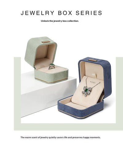 Caja de Presentación Premium para Pulseras de Gamuza - Image 22