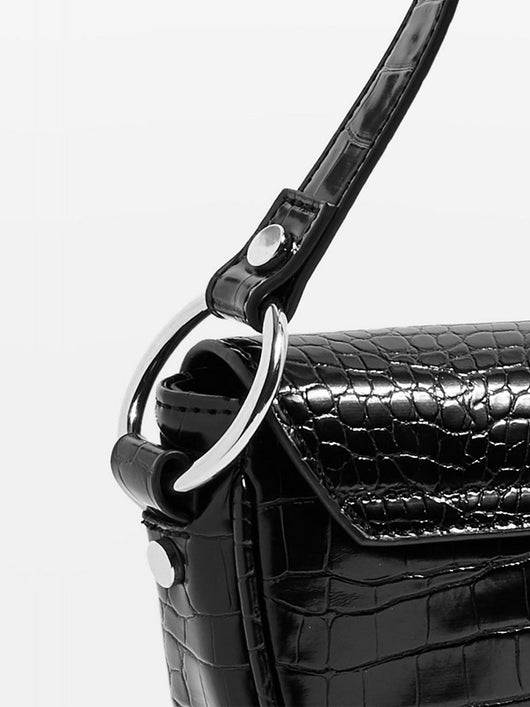 Bolso Bandolera Media Luna con Textura y Diseño Exclusivo - Image 14