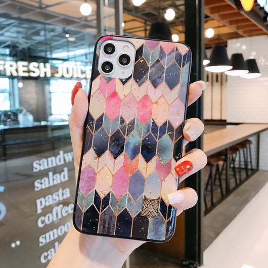 Funda para Celular con Diseño Geométrico y Laminado Dorado - Image 6