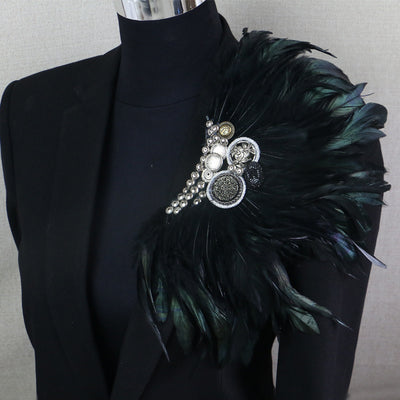 Broche de Pluma para Cantantes y Artistas de Escena