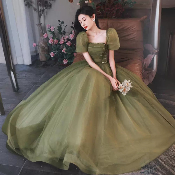 Vestido de Noche Mori Style Verde Esmeralda Ajustado Elegante