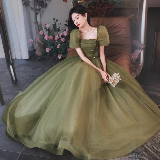Vestido de Noche Mori Style Verde Esmeralda Ajustado Elegante