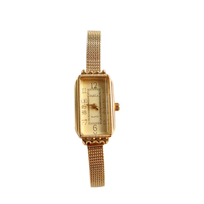 Reloj Cuadrado Retro Personalizado con Diseño Tallado - Image 3