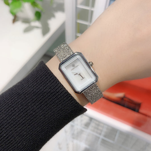Reloj de Cuarzo con Malla Delicada y Esfera Cuadrada Resistente al Agua - Image 4