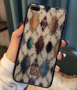 Capa para iPhone Design Retrô Marca Internacional Tendência - Proteção Suave para 6s, 7Plus, 8Plus, XR, XSMax