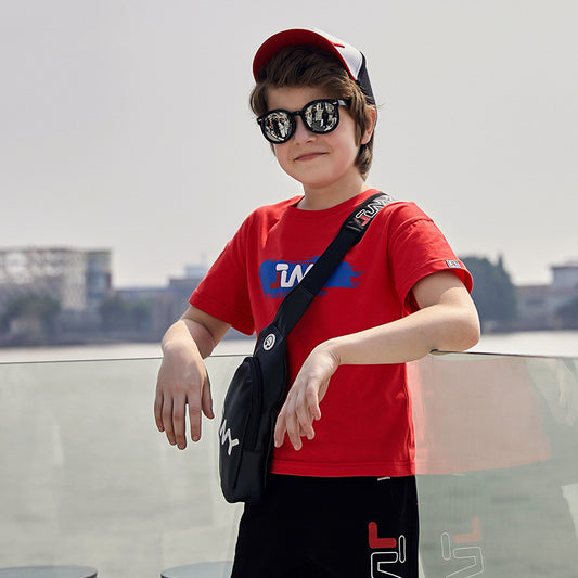 Ropa Deportiva JLNY con Logo Icónico
