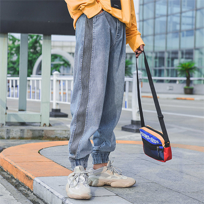 Jeans con Paneles Contrastantes - Image 6